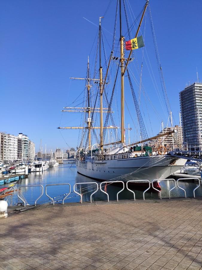 Penthouse Met Groot Terras Oostende Apartamento Exterior foto